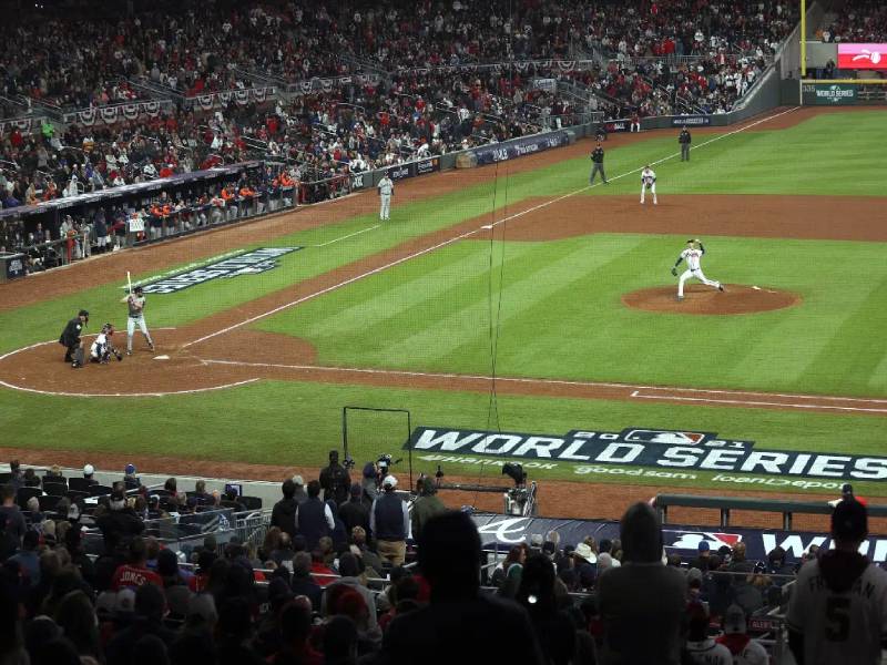 Serie Mundial regresa a Houston; Bravos de Atlanta se mantiene al frente