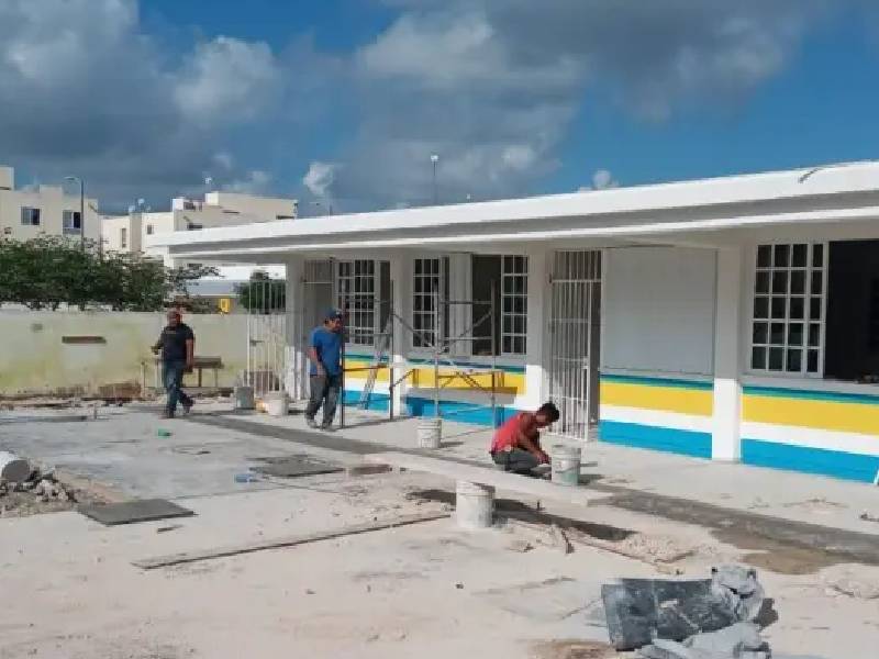 Ya van 21 escuelas rehabilitadas en Cozumel