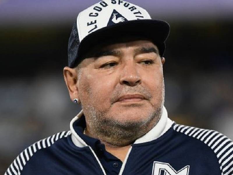 Inculpados por la muerte de Maradona fueron fichados en Argentina