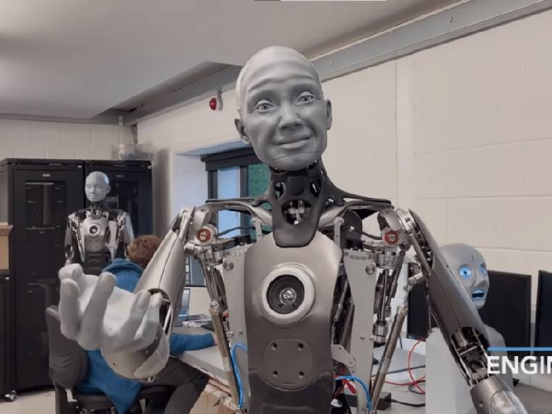 ¡Llega ÔÇ£AmecaÔÇØ!, el robot más ÔÇ£humanoÔÇØ hasta la fecha