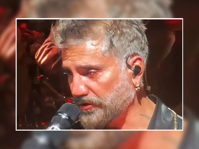 Video. Alejandro Fernández rompe en llanto en concierto previo a muerte de Chente