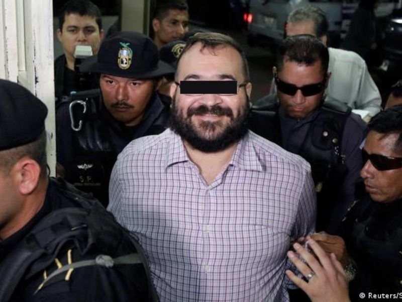 Debido a un amparo, no pueden juzgar a Javier Duarte por desaparición forzada
