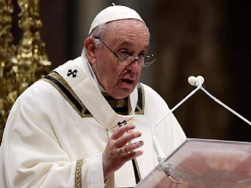 Se violan los derechos humanos con noticias falsas sobre Covid: Papa Francisco