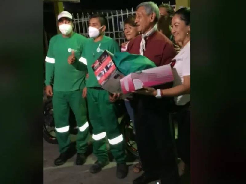 Abuelito que dio regalos a recolectores de basura recibe sorpresa de cumpleaños