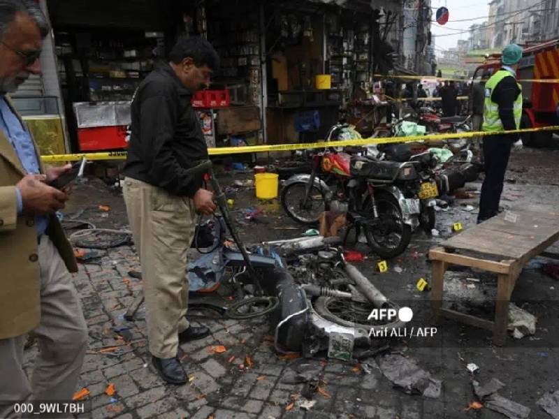 Al menos dos muertos y 22 heridos por la explosión de una bomba en Pakistán