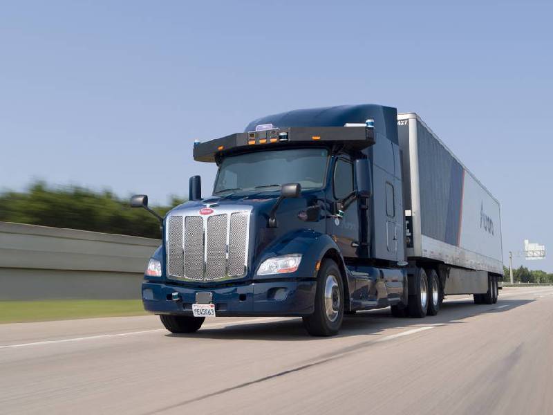 Los camiones sin conductor se abren paso en las rutas de Texas
