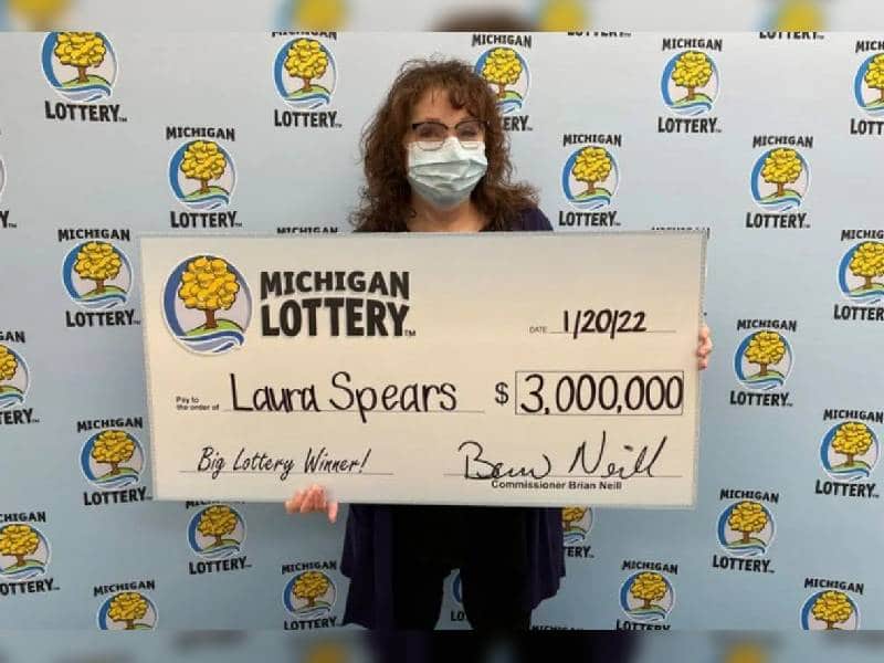 Mujer descubre que ganó la lotería luego de revisar su bandeja de spam