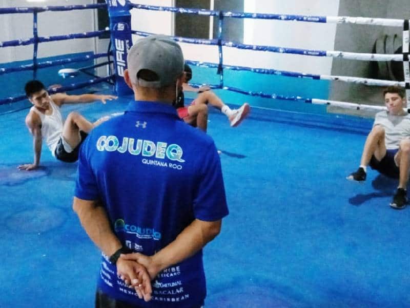 Retoman entrenamientos atletas internos del CEDAR de Cancún