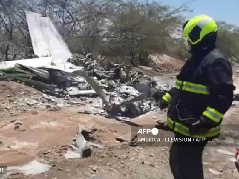 Siete muertos al caer avioneta con turistas cerca de Líneas de Nasca en Perú