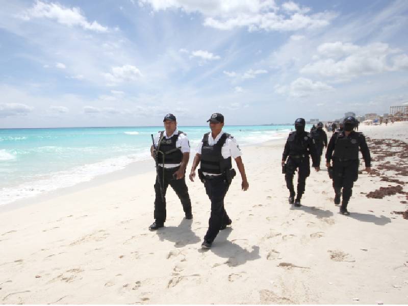 Gobierno de EU y hoteleros de Cancún acuerdan estrategias de protección a turistas