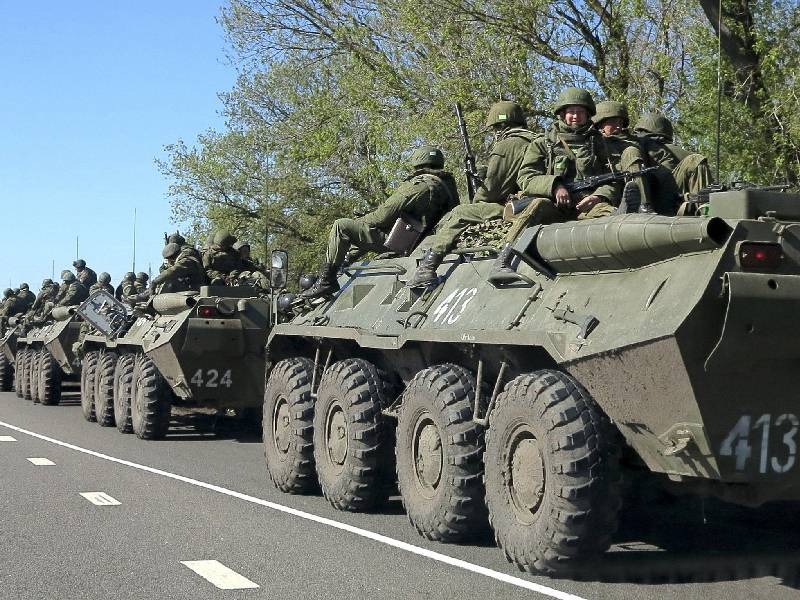 El presidente de Ucrania dice que las tropas rusas tratarán de tomar Kiev este sábado