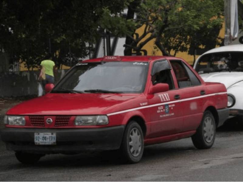 Frutero denuncia robo por taxista en Isla Mujeres