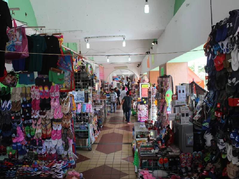 Denuncian alzas en cobros a mercados de Chetumal
