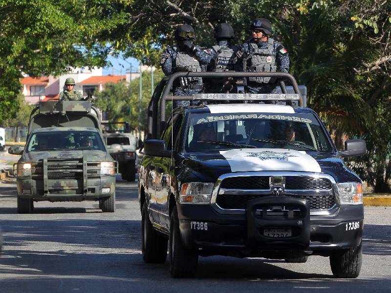 11 detenidos en operativo de Isla Mujeres