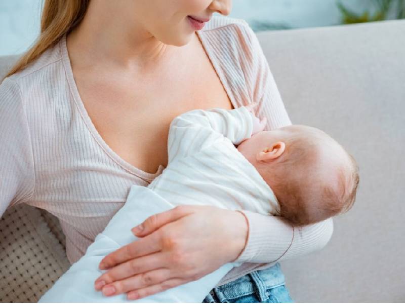 Garantizan lactancia materna