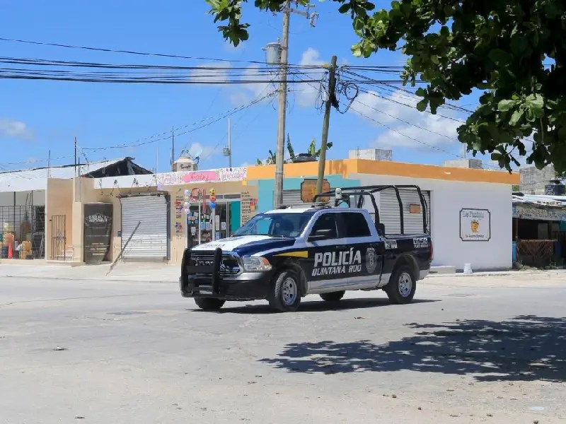 Detienen a joven en Puerto Morelos por posesión de droga