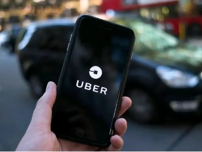 VIDEO. Tiktoker revela ÔÇÿefectivo trucoÔÇÖ para pagar menos en tarifas de Uber