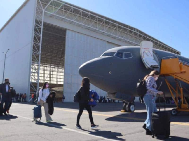 Despega segundo avión para repatriar a mexicanos evacuados de Ucrania