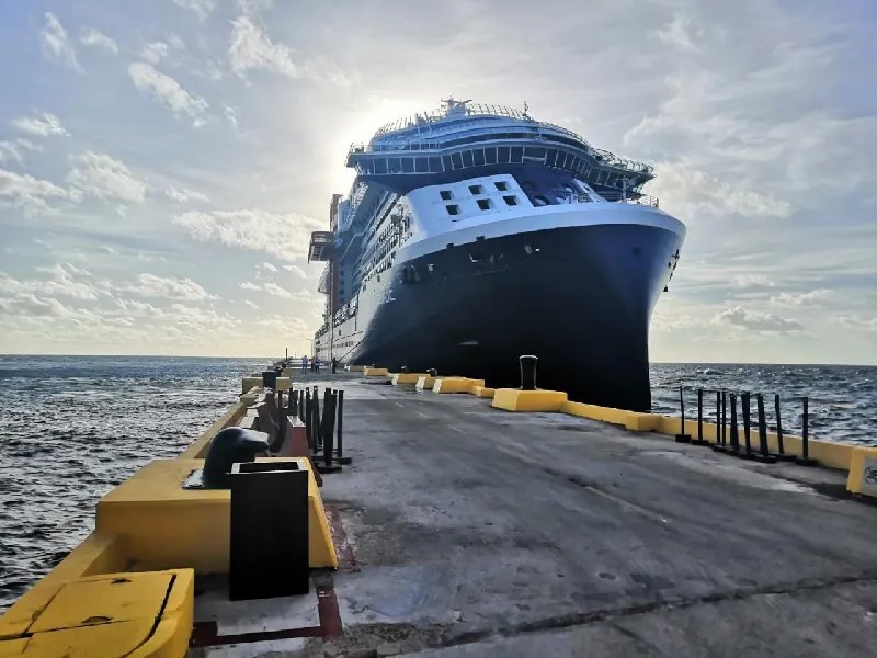 Cruceros generan derrama económica en Mahahual