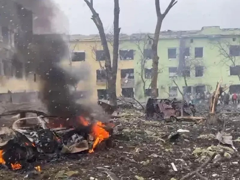 Grecia ofrece reconstruir edificio de maternidad bombardeado en Mariúpol, Ucrania