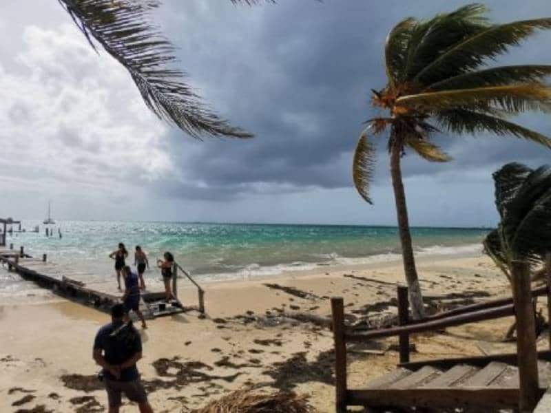 Rachas de vientos de hasta 60 km/h en Quintana Roo