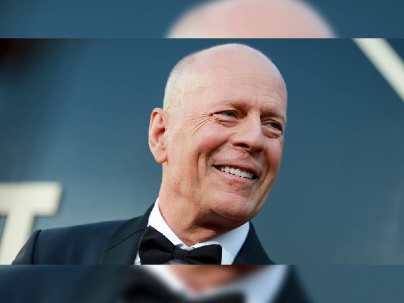 El actor Bruce Willis se retira de la actuación tras ser diagnosticado con afasia