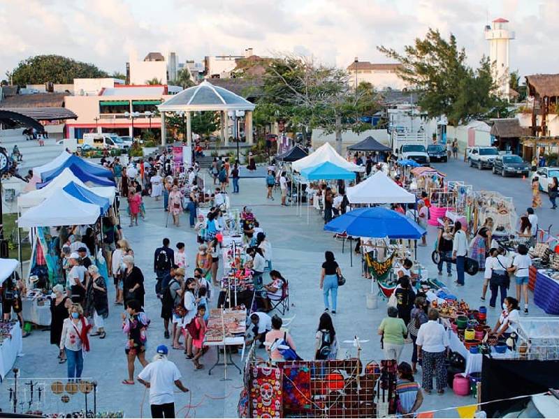 Convocan artesanos y gastronómicos de Puerto Morelos a cientos de visitantes
