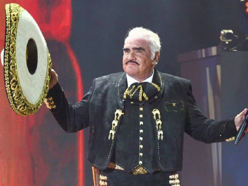 Vicente Fern├índez gana Grammy a ÔÇÿMejor ├ülbum de M├║sica Regional MexicanaÔÇÖ
