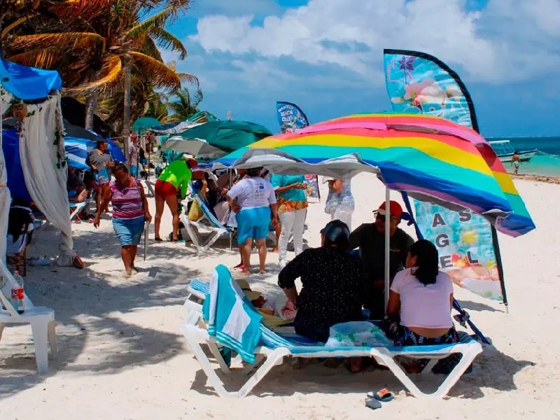 Puerto Morelos experimenta "boom turístico" en Semana Santa