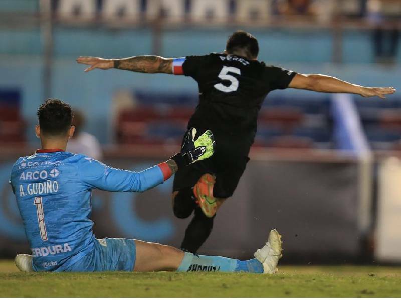 Cancún FC logra en penales boleto a cuartos de final