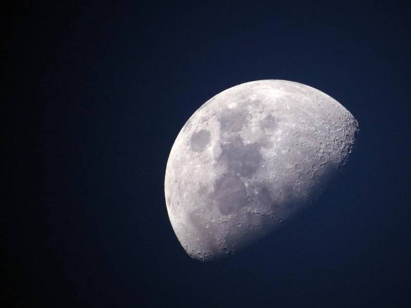 Legislativo de Canadá aprueba llevar a tribunales delitos cometidos en la Luna