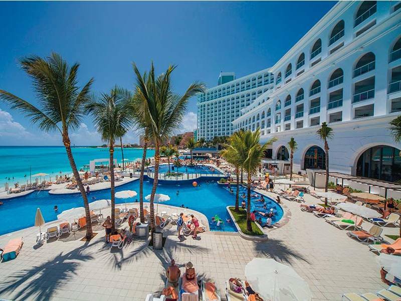 Cancún refrenda supremacía en ocupación hotelera