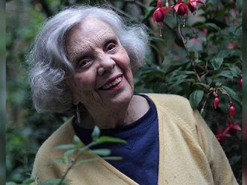 Felicita Sheinbaum a Elena Poniatowska por sus 90 años