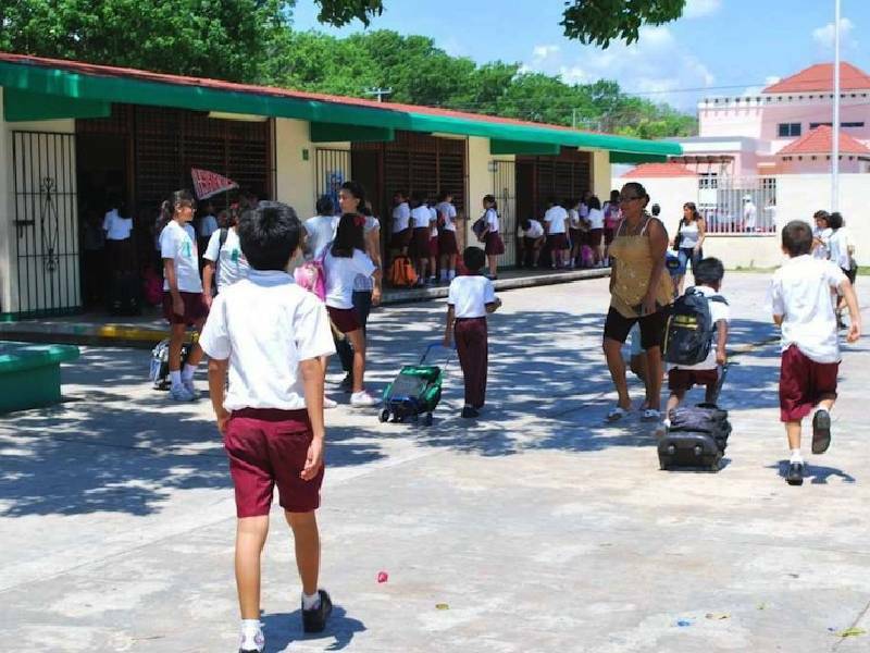 Garantizan seguridad de estudiantes de Q. Roo