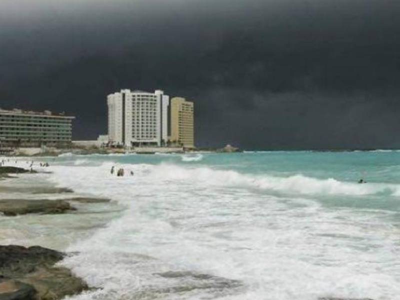 Se esperan lluvias ailsadas en Quintana Roo