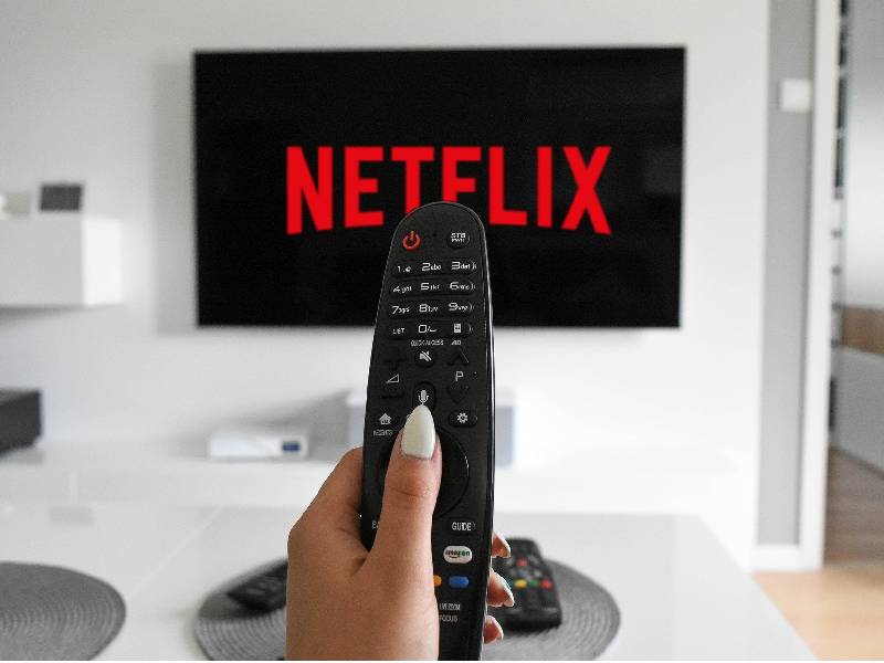 Netflix anuncia la fecha en que comenzará a cobrar por compartir contraseña