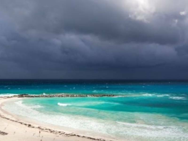 Viernes 13 con lluvias aisladas en Quintana Roo