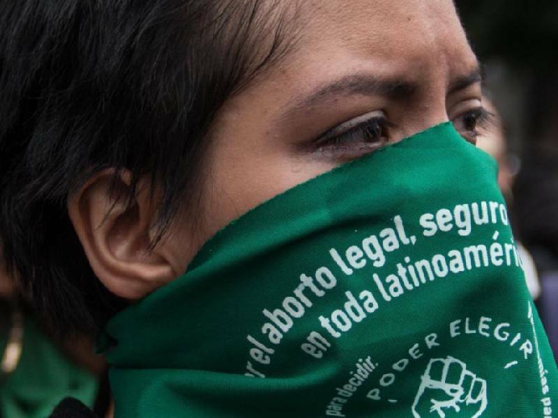 Una mujer en El Salvador arriesga 30 a├▒os de c├írcel por aborto