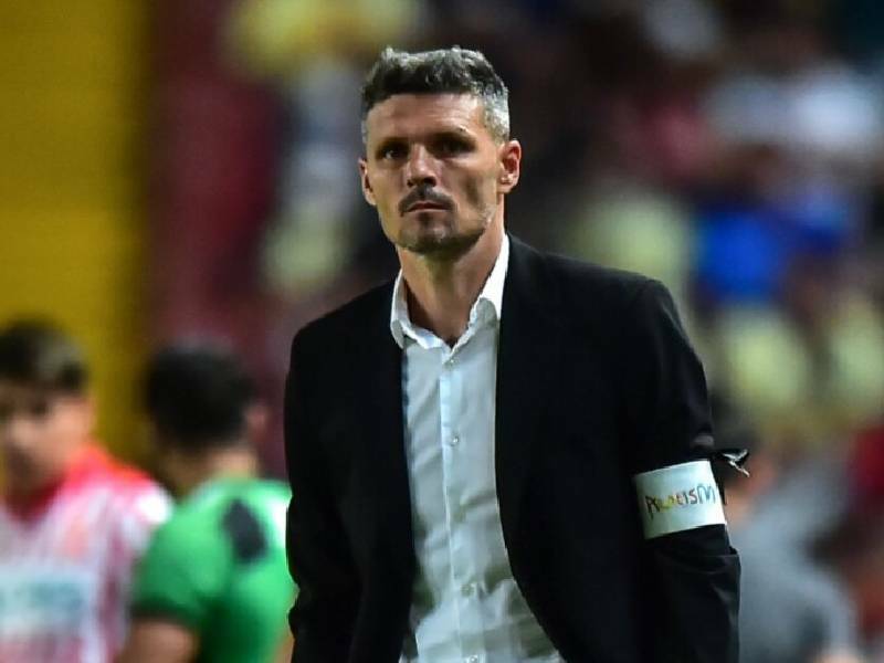 Fernando Ortiz se queda como director técnico del club América