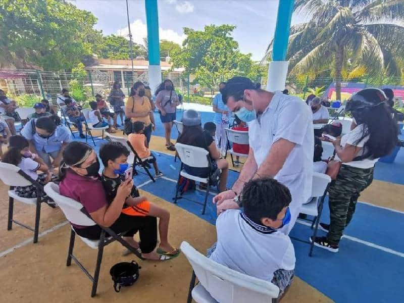 Se agotan las vacunas contra el Covid en Solidaridad y Cozumel 