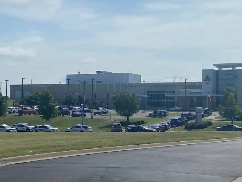 Reportan a un sujeto armado en un hospital en Missouri
