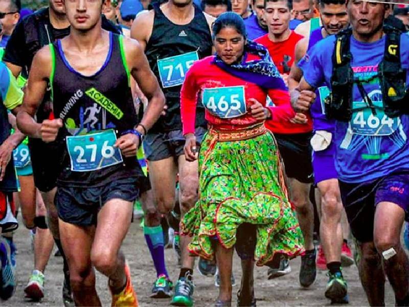 La corredora rarámuri Lorena Ramírez participará en la carrera 21k en Chetumal.