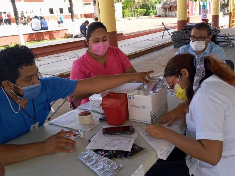 Dan positivos a VIH y otros males durante pruebas rápidas en Lázaro Cárdenas