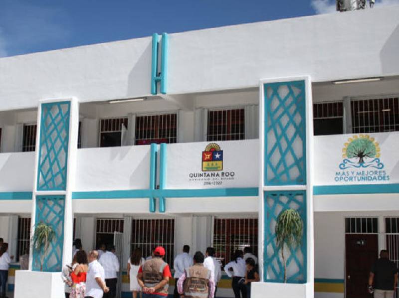 Quintana Roo requiere de más escuelas