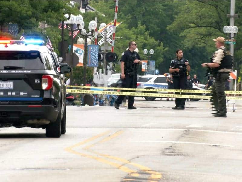 Muere un segundo mexicano por tiroteo en desfile de Chicago; suman 8 muertos