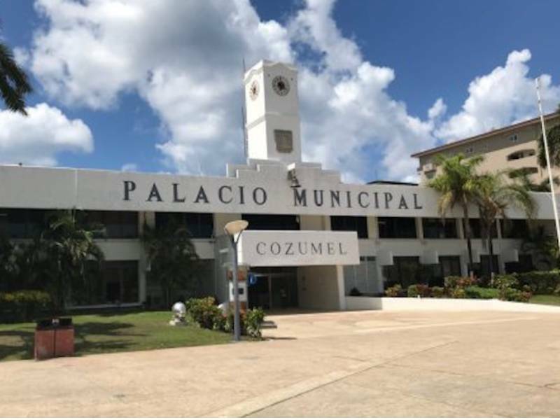 Cozumel es el segundo municipio más endeudado percapita del país