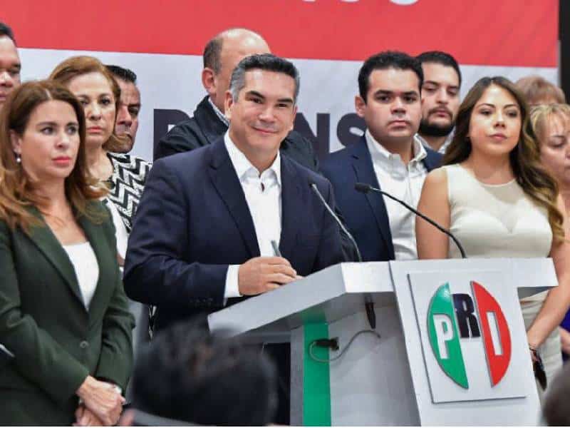 Alito renueva CEN del PRI con cinco exgobernadores