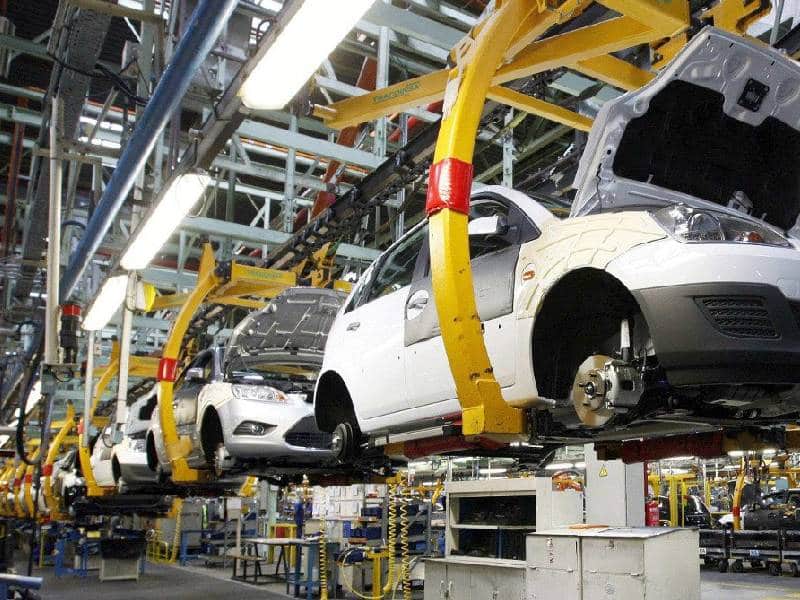 Producción de autos en México crece 6%