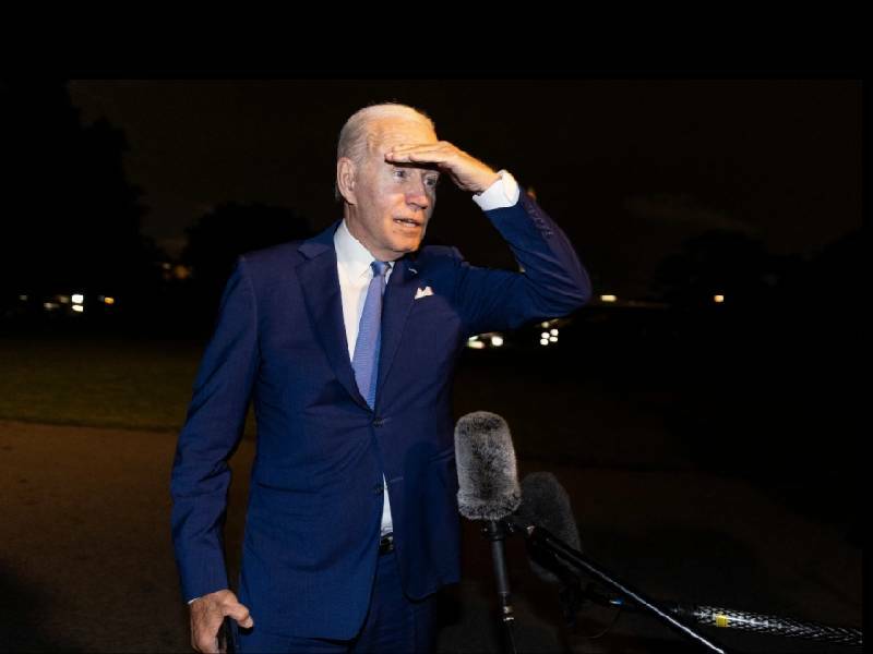 Saludo de Biden a príncipe saudí genera polémica