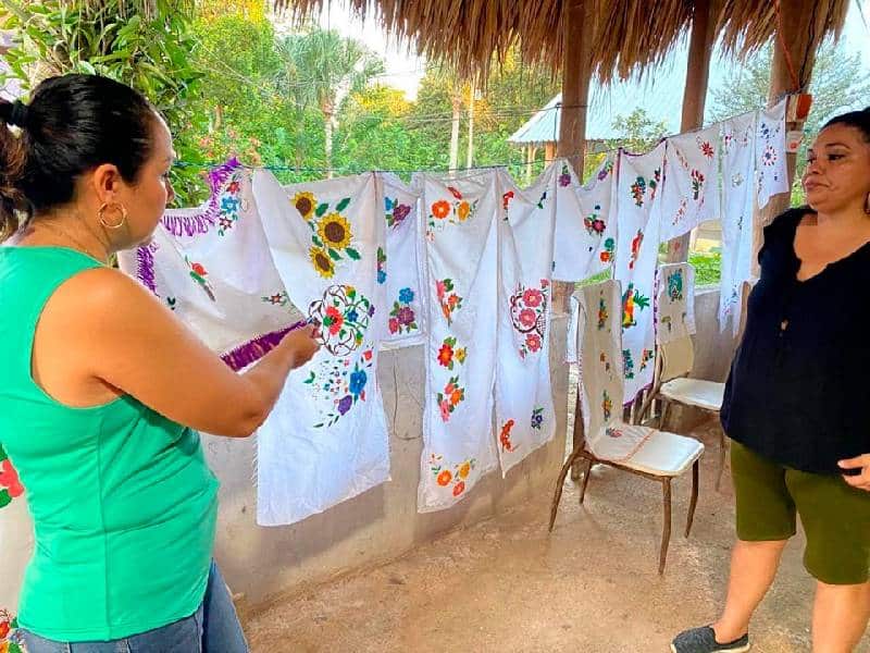 Programa de Pintura Textil busca fomentar autoempleo en mujeres mayas
